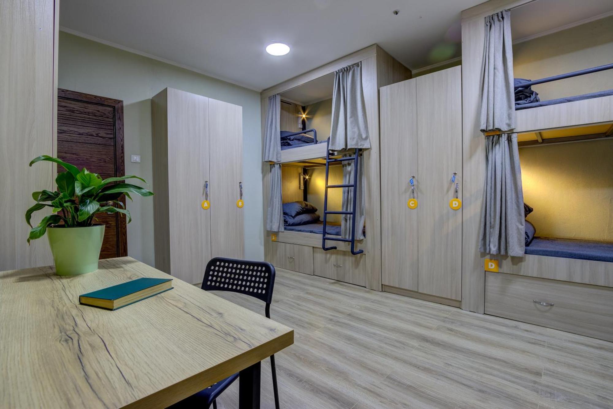 People Hostel & Coworking Бишкек Экстерьер фото
