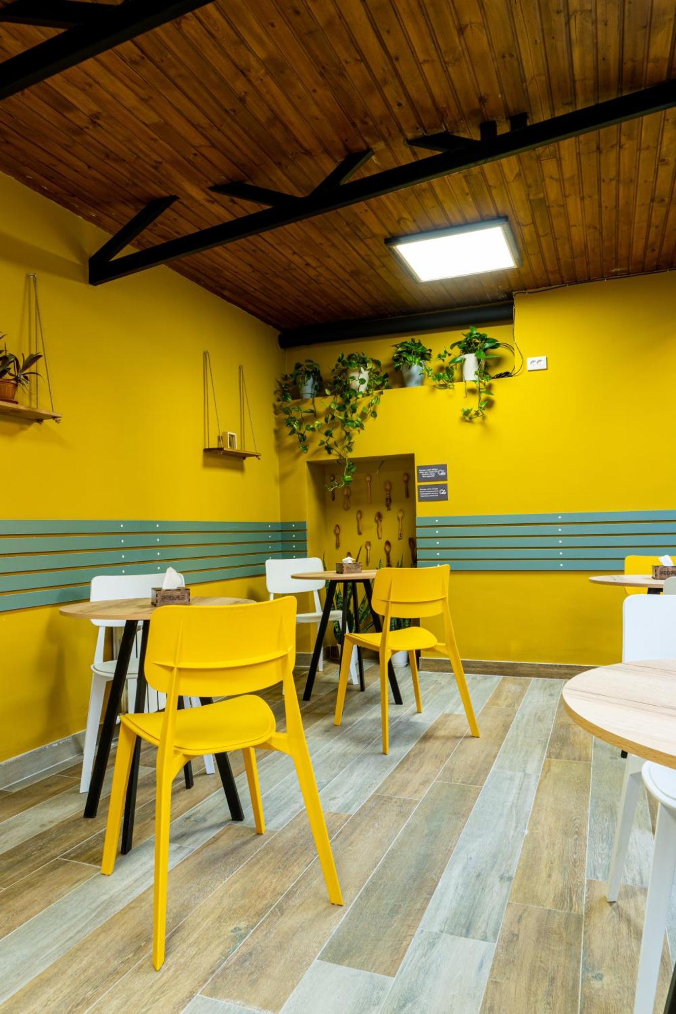 People Hostel & Coworking Бишкек Экстерьер фото