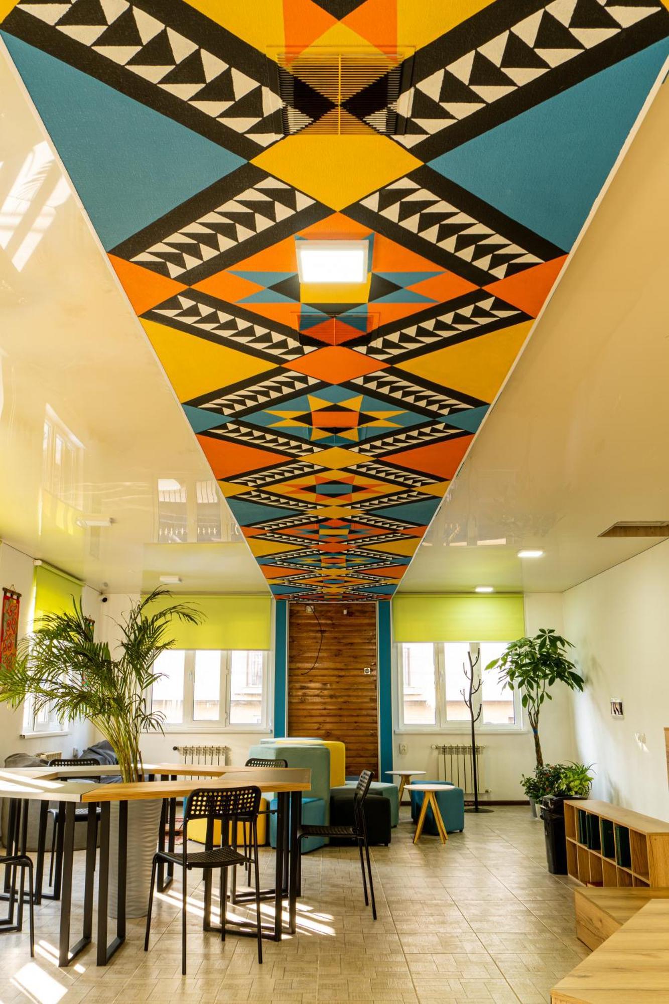 People Hostel & Coworking Бишкек Экстерьер фото