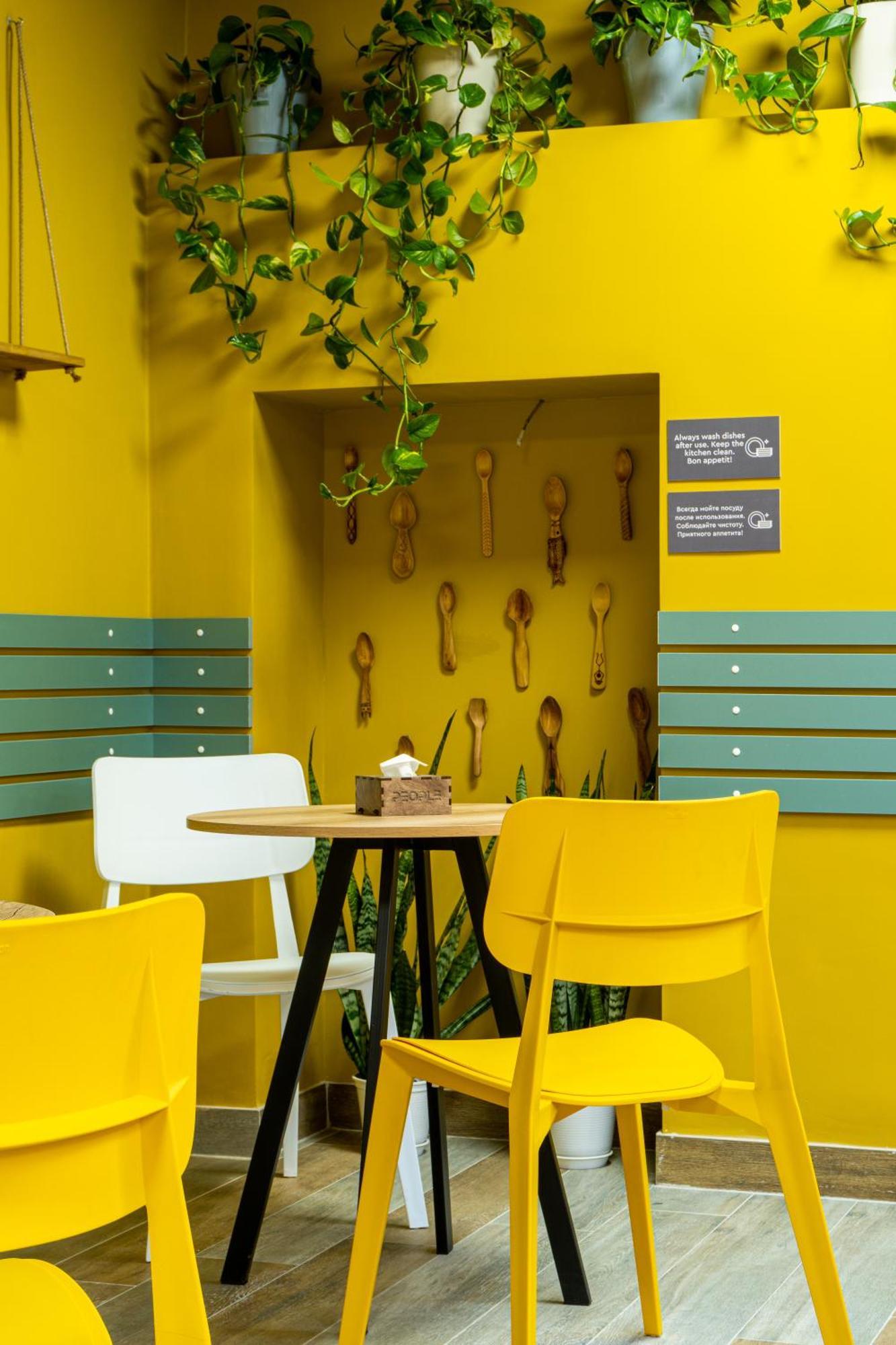 People Hostel & Coworking Бишкек Экстерьер фото