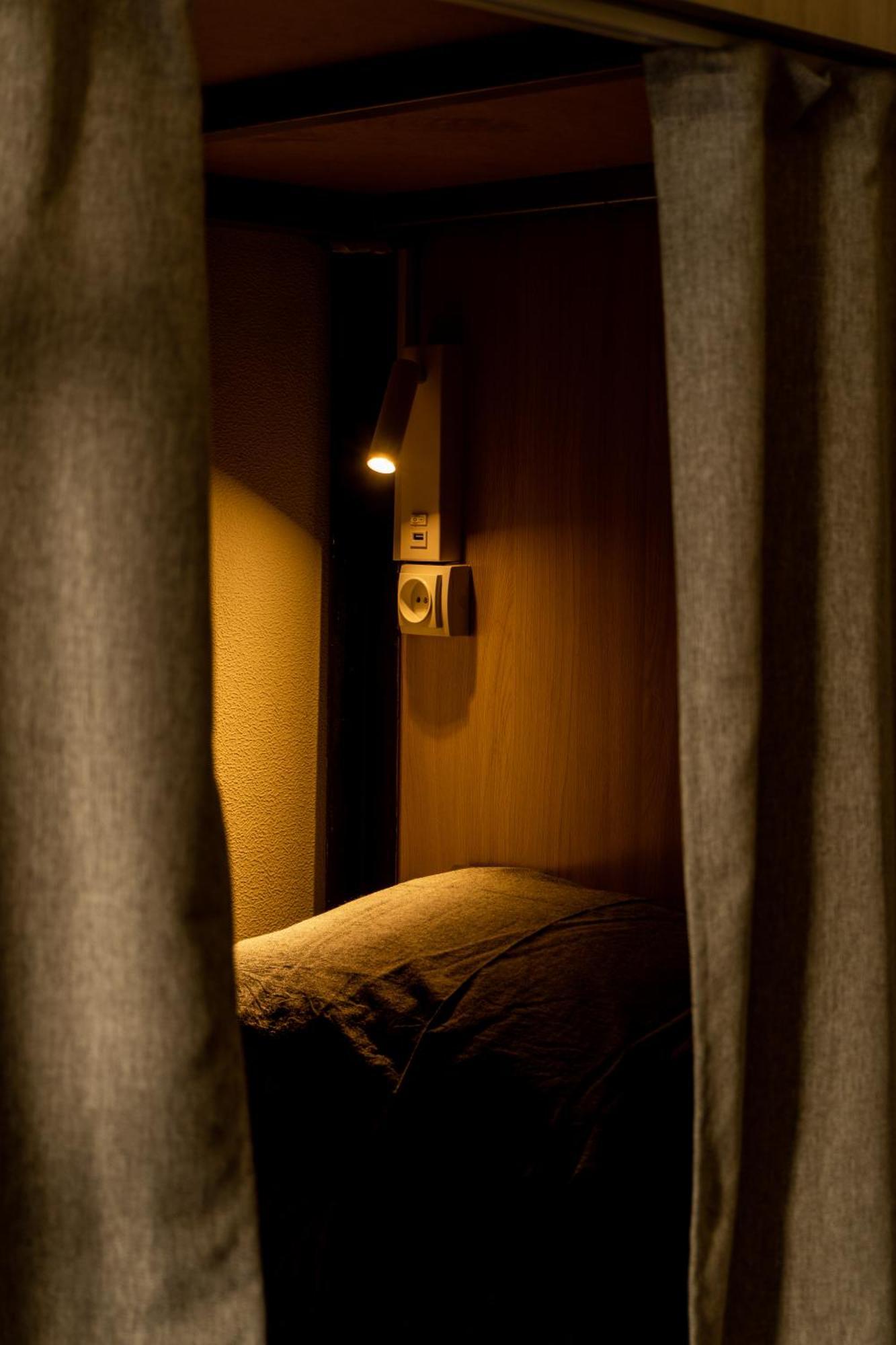 People Hostel & Coworking Бишкек Экстерьер фото